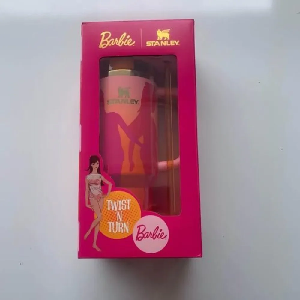 Stanley x Barbie Tumble 40 OZ Limited Edition - Picture 4 of 8